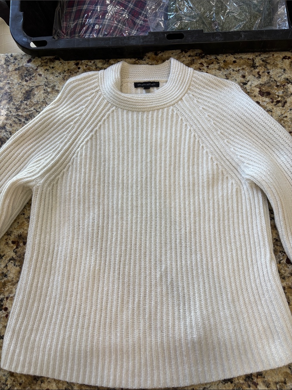 Banana Republic Cream Ribbed Crew Neck Sweater